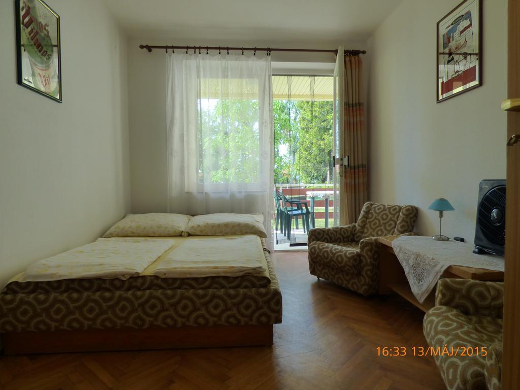 Fábián Apartman-ház Szantod Quarto foto