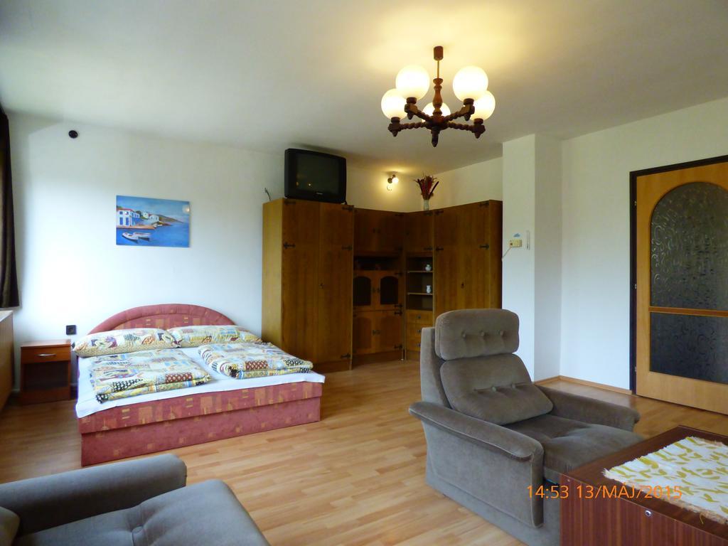 Fábián Apartman-ház Szantod Quarto foto