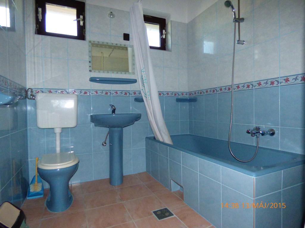 Fábián Apartman-ház Szantod Exterior foto